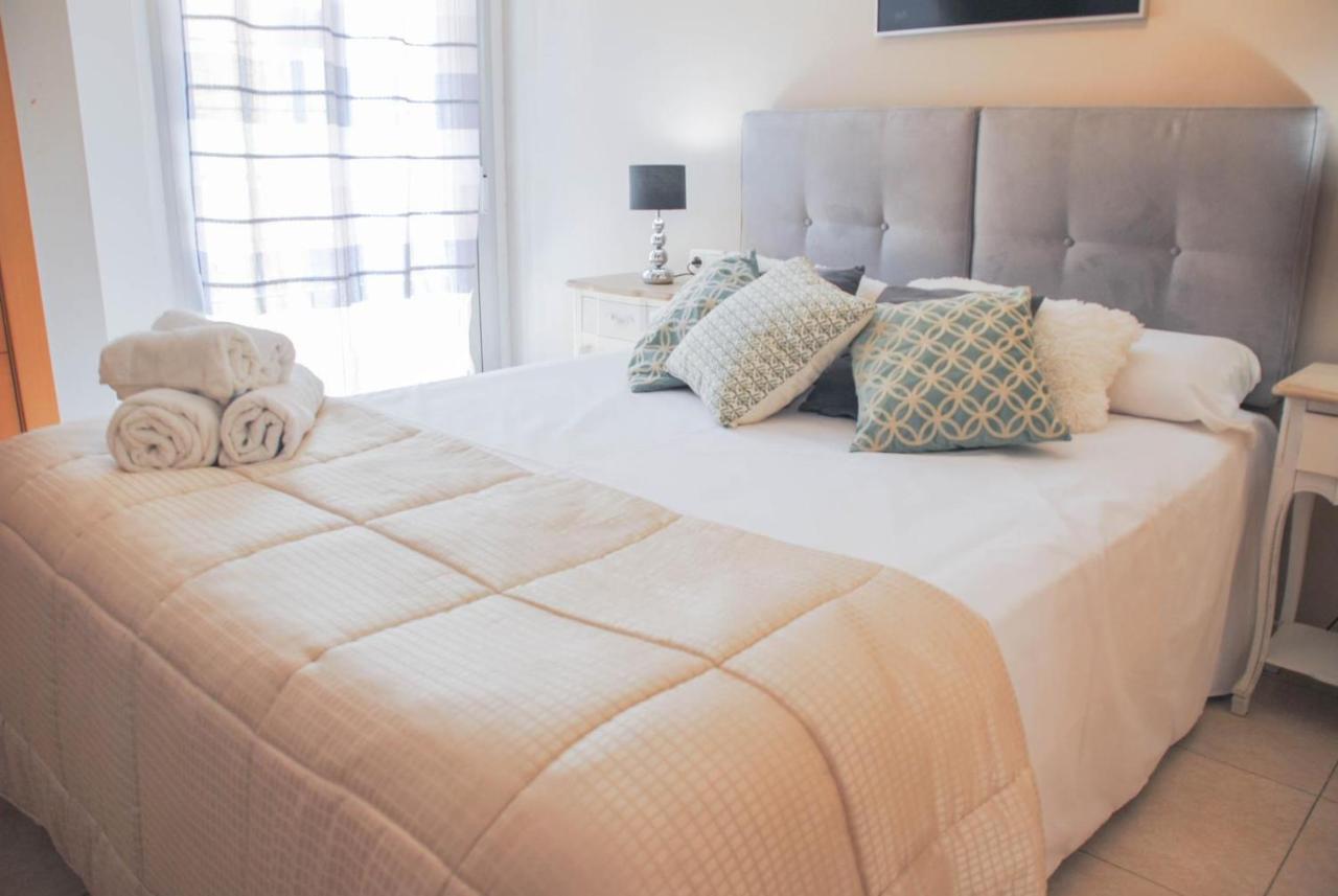 Malaga Center Flat Holidays Paseo De Reding Buitenkant foto